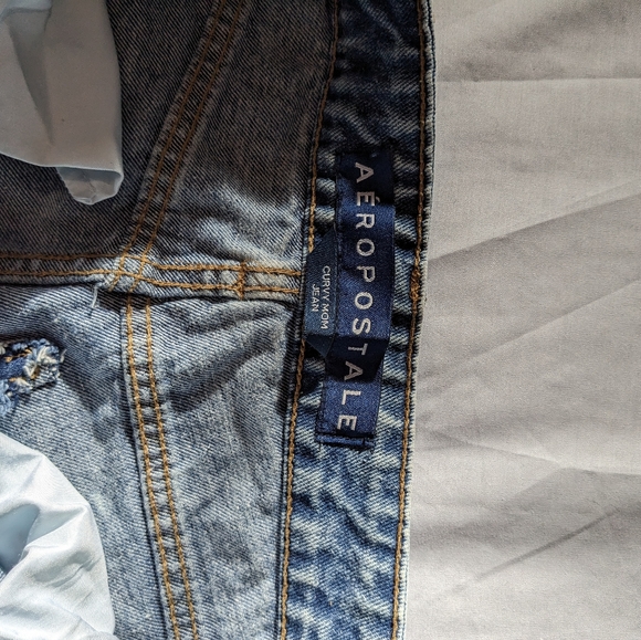 Aeropostale women's size 4 curvy mom denim blue jeans - Picture 3 of 6
